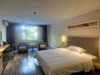 City Comfort Inn - 18