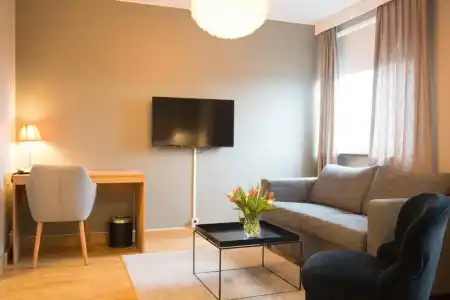 Hotell Aston - 68