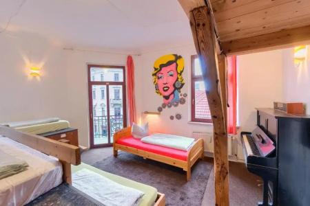 Lollis Homestay - Hostel - 38