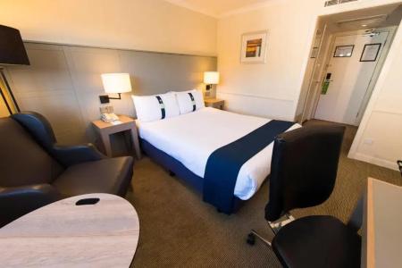 Holiday Inn Cardiff City Centre by IHG - 30