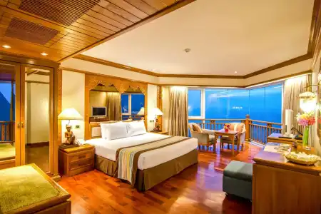 Royal Cliff Beach Pattaya - 48