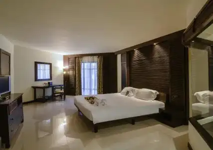 The Nouveau Chumphon Beach Resort & Golf - 4