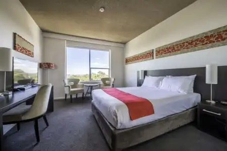 Royal Pacific - 3