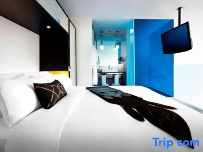 W Montreal - 103
