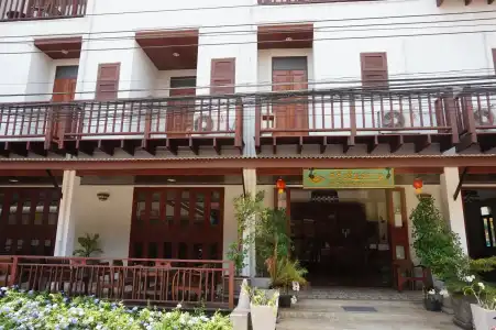 Sri Chiangkhan - 0