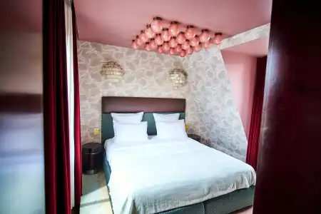 Hôtel du Rond-Point des Champs-Élysées - 22