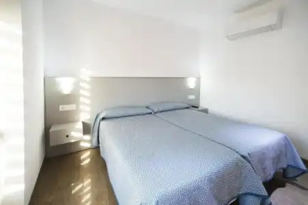 Hostal Drassanes - 27
