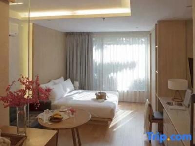 Balcony Seaside Sriracha & Serviced Apartments (SHA Extra Plus) - 312