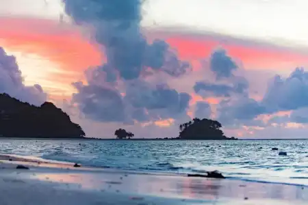 Naiyang Discovery Beach Resort - 17
