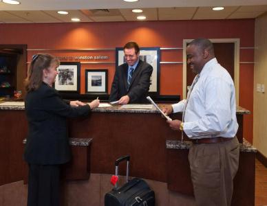 Hampton Inn & Suites Winston-Salem/University Area, NC - 19