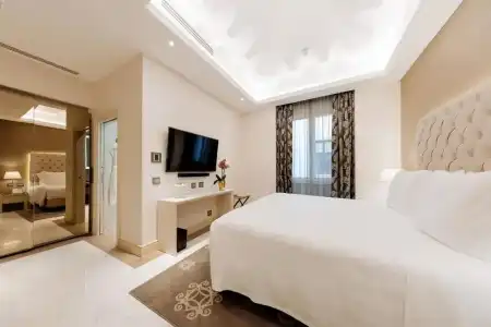 Aleph Rome, Curio Collection by Hilton - 41