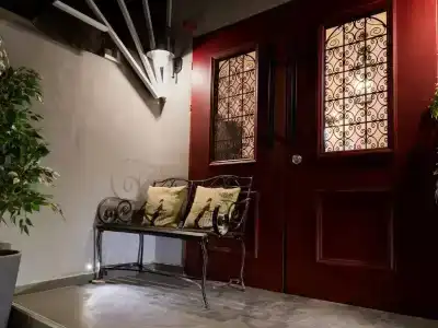 Ben Hillel Boutique - 12