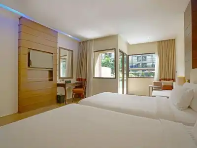 Novotel Phuket Vintage Park Resort - 5