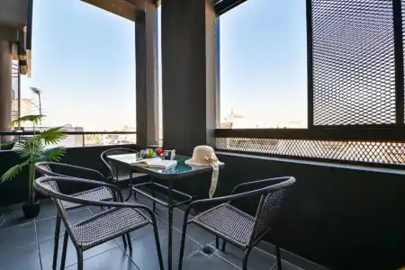 Thisean Modern Suites By Athens Stay - 55