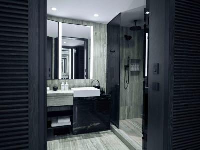 Equinox New York - 47