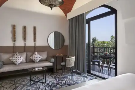 The Cove Rotana Resort - 8