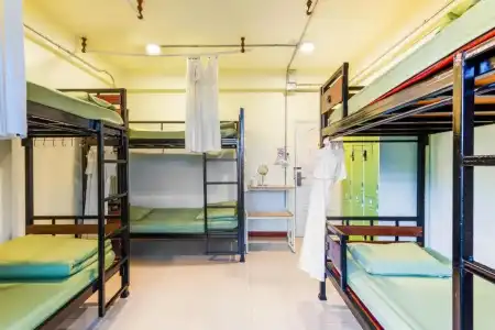 OYO 928 Leaf Hostel - 47