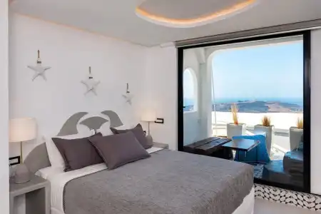 Daydream Luxury Suites - 71