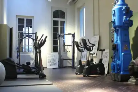 B2 Boutique + Spa - 26