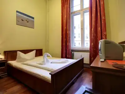 Pension Bernstein am Kurfürstendamm - 9