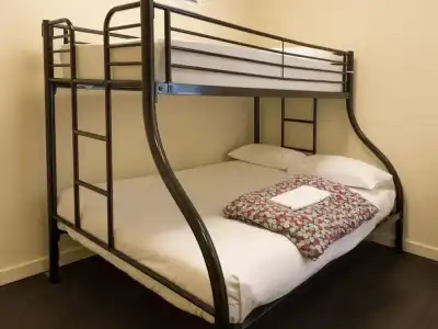 Trek Global Backpackers - 55