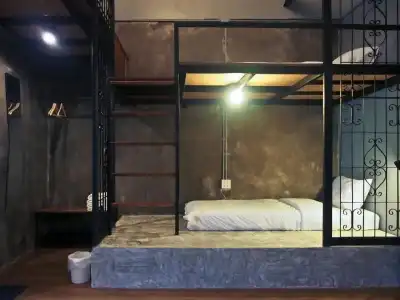 Silom Space Hostel - 50