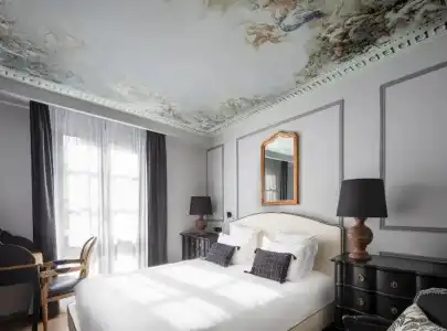 Maisons du Monde Hôtel & Suites - La Rochelle Vieux Port - 61