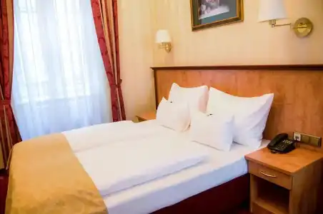 Opera Suites - Self Check-in - 56