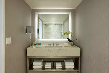 Hyatt Regency Newport Beach West - 44