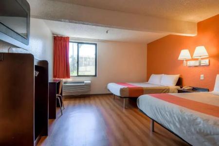 Motel 6 San Diego, CA - Circle - Mission Valley - 43