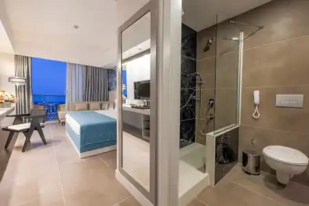 Crystal Centro Pearl Collection - Ultimate All Inclusive - 37