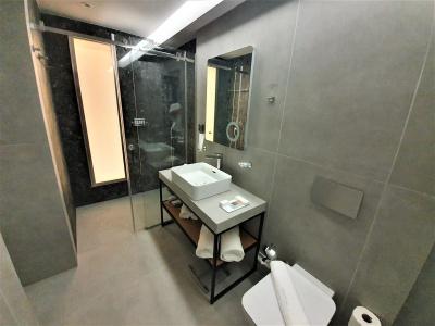 Aeifos Boutique - 9