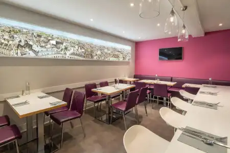 Best Western Dijon Centre Gare - 96