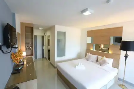 The Greenery Central Suites - 33