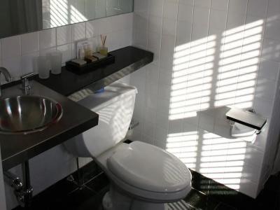 Encore Bed & Breakfast - 8