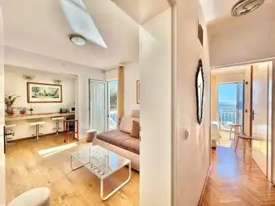Sun Rose Apartments - 44