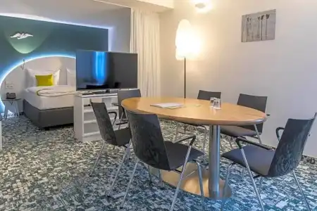 ARCOTEL Donauzentrum - 93
