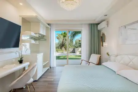 Dreams Guest House - 112