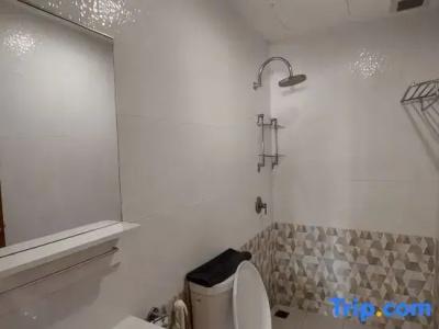 V Check Inn Sukhumvit 22 - 77