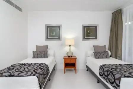 Mandalay Luxury Beachfront Apartments - 87