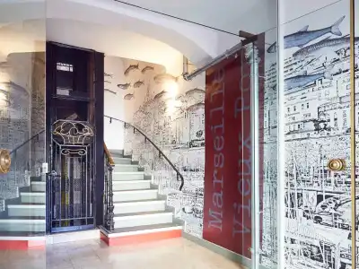 Hôtel Ibis Styles Marseille Vieux Port - 10