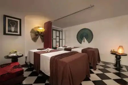 My Gallery Boutique & Spa - 16