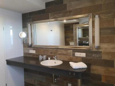 Schöne Aussicht - 75