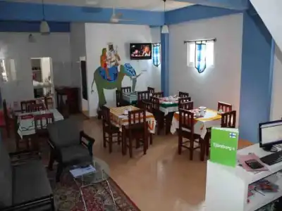 Blue Elephant Tourist Guest House - 12