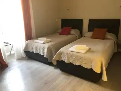 The Roman Empire Guesthouse - 84
