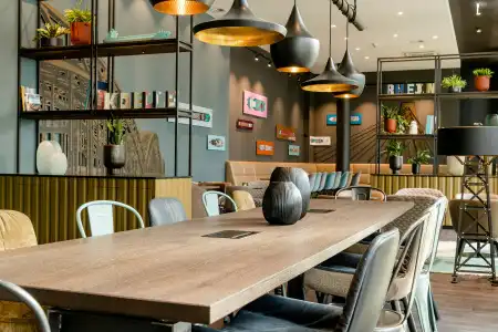 Motel One Köln-Altstadt - 24