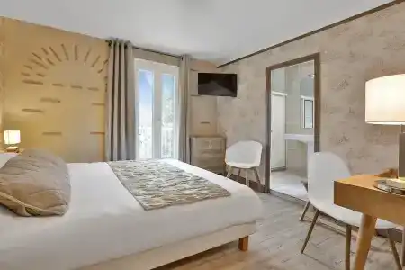 Hôtel La Verperie - 48