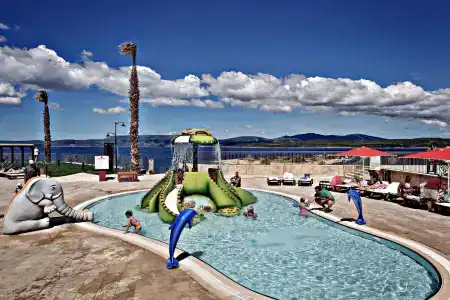 Royal Teos Thermal Resort Clinic & Spa - Halal - 19