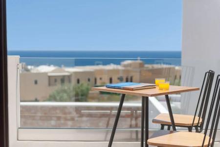 Mar n Mar Crown-Suites - 5