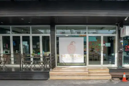 The Little Pig Sukhumvit - 0